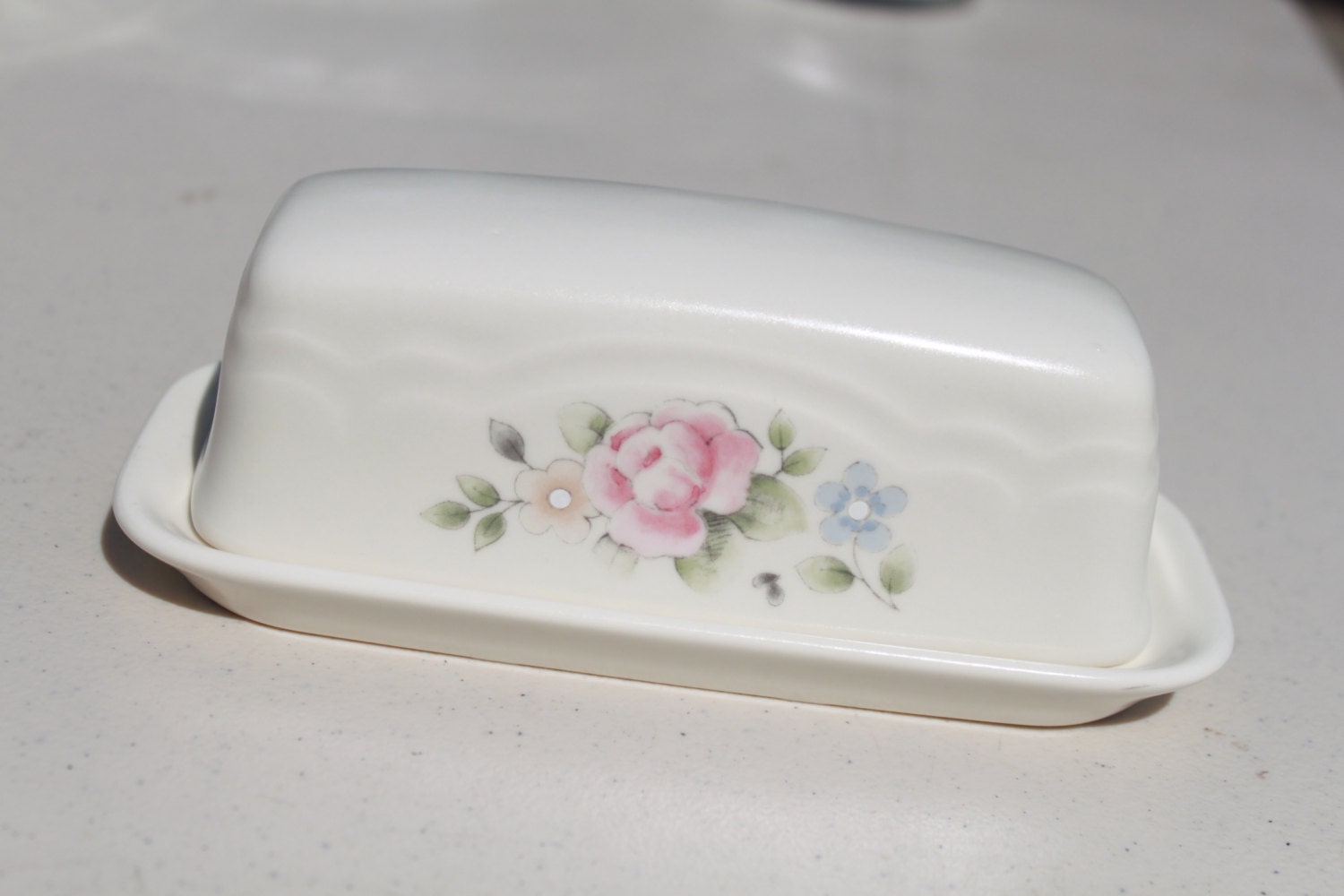 Rare Pfaltzgraff Tea Rose Butter Dish with Lid Excellent Vintage