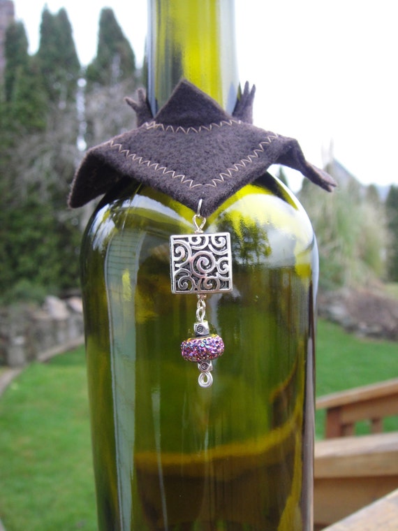 Wine Bottle Drip Collar Swirled square bead by TheGildedSquare