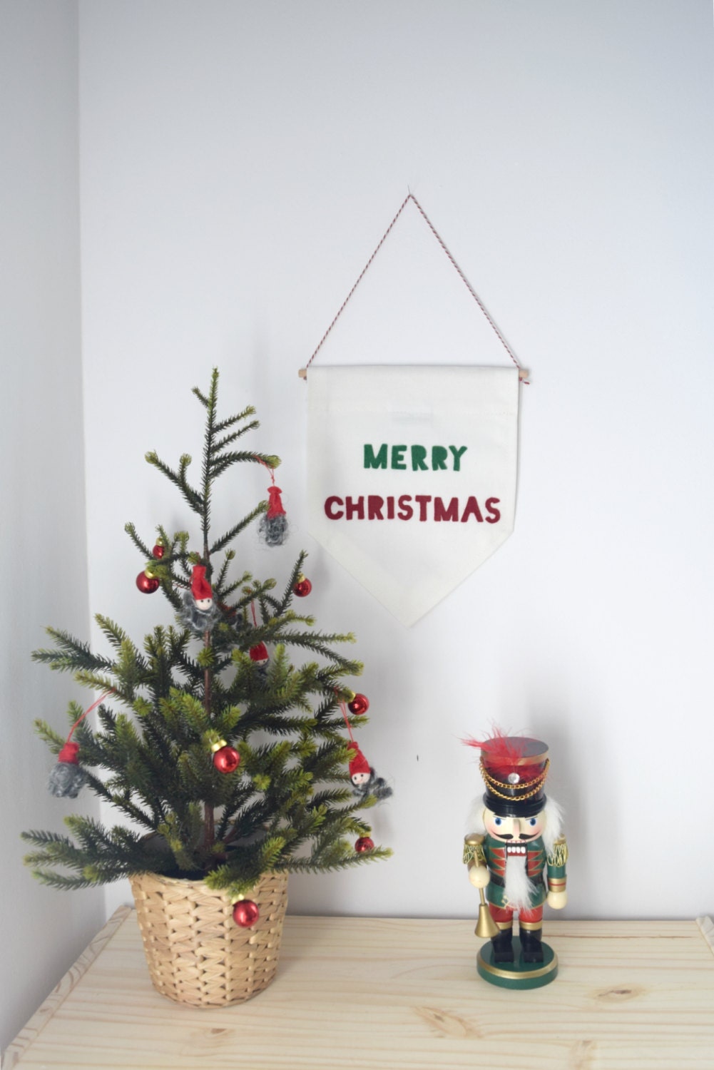 MERRY CHRISTMAS - Christmas Wall Banner (customizable!)