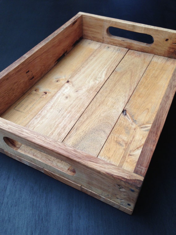 Pallet wood serving tray
