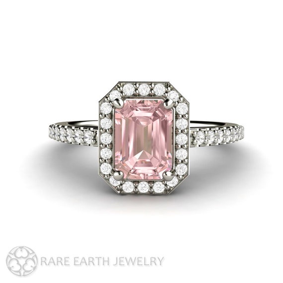 Emerald engagement rings conflict free