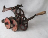 Sickle Bar Sharpener, Grinder, Antique McCormick Deering Farm Implement Sharpener, Made in the USA, Chicago, Stress Relief, Gears Sickle Bar Sharpener, Grinder, Antique McCormick Deering Farm Implement Sharpener, Made in the USA, Chicago, Stress Relief, Gears