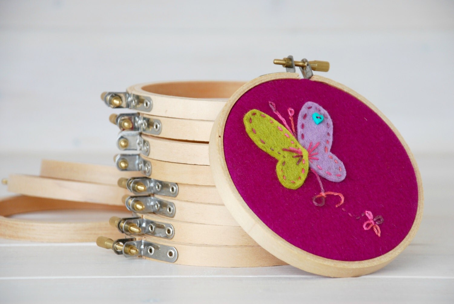 6Pack 4 Wooden Embroidery Hoop Embroidery