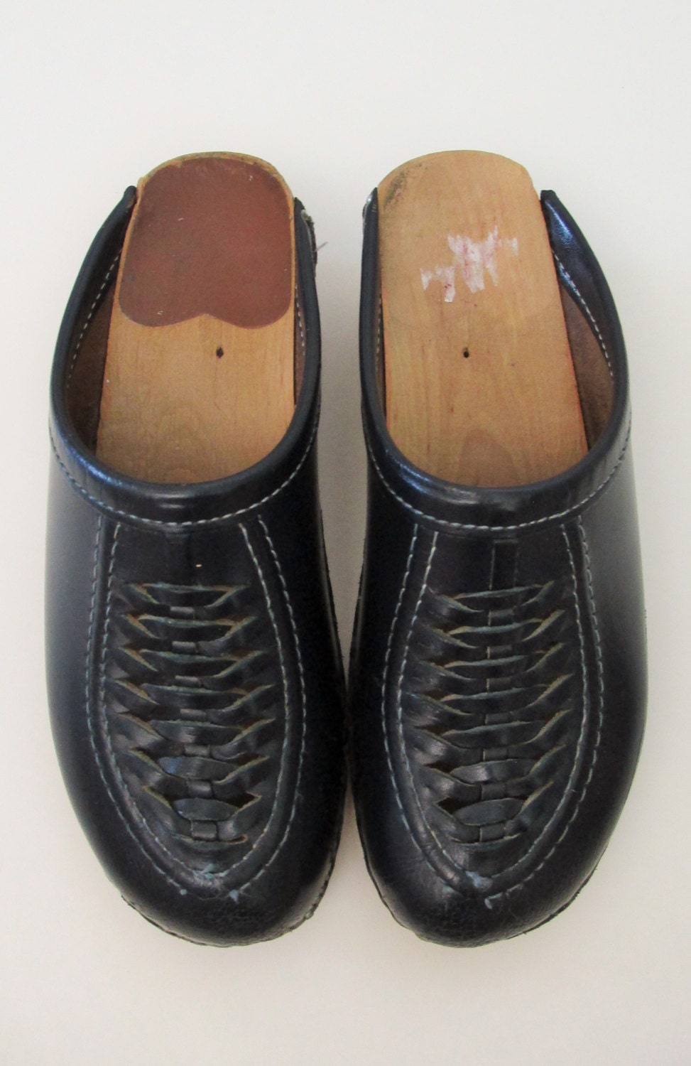 old navy clogs