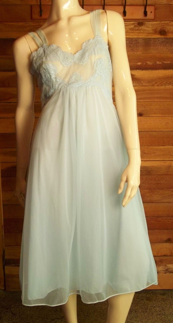 vintage kayser nightgown
