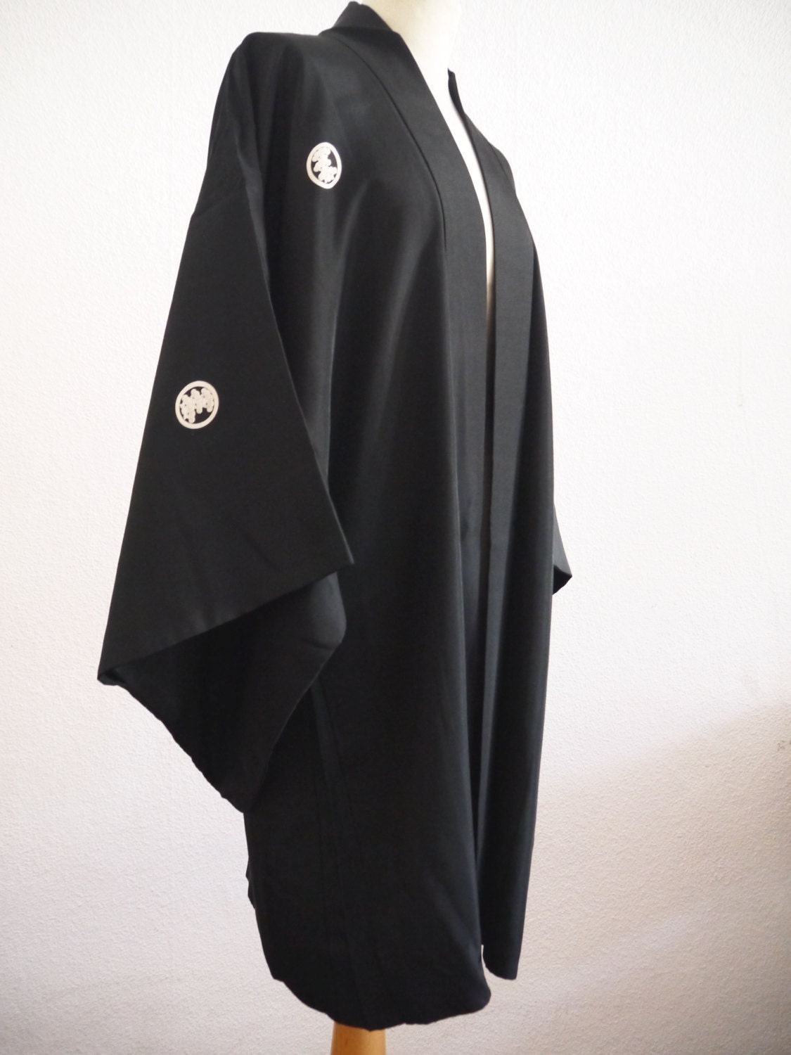 Mens KIMONO Jacket formal crested black Haori by kimonomonoBerlin