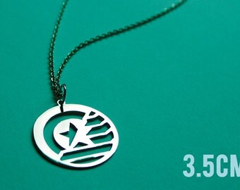STUCKY 3.5cm Captain America Winter Soldier inspired necklace SMALL - 4 colors available