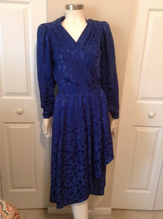 Royal Blue Silk Wrap Dress Size 6 / Vintage by Traciesplace