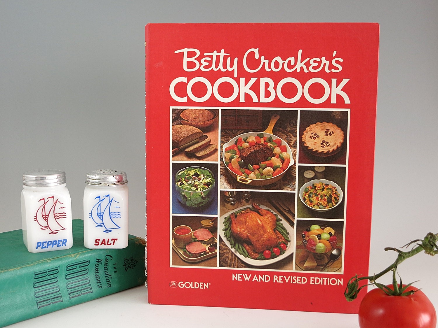 Betty Crocker's COOKBOOK 1979 2nd print Gold New and Revised HB Betty Crocker's COOKBOOK 1979 2nd print Gold New and Revised HB