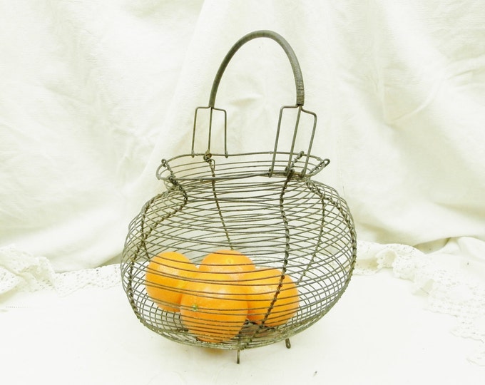 Antique French Wire Ware Egg Basket / French Country Décor / Cottage Décor / Shabby Chic / Retro Vintage Home Interior / Cottage / Rustic