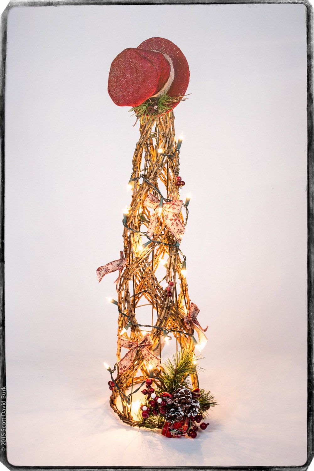 grapevine christmas trees decorated with by lauriesrusticdecor grapevine christmas trees decorated with by lauriesrusticdecor