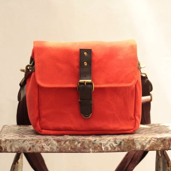 Camera Bag Sling Bag Satchel Holga Bag by ProductosHechoAMano Camera Bag Sling Bag Satchel Holga Bag by ProductosHechoAMano