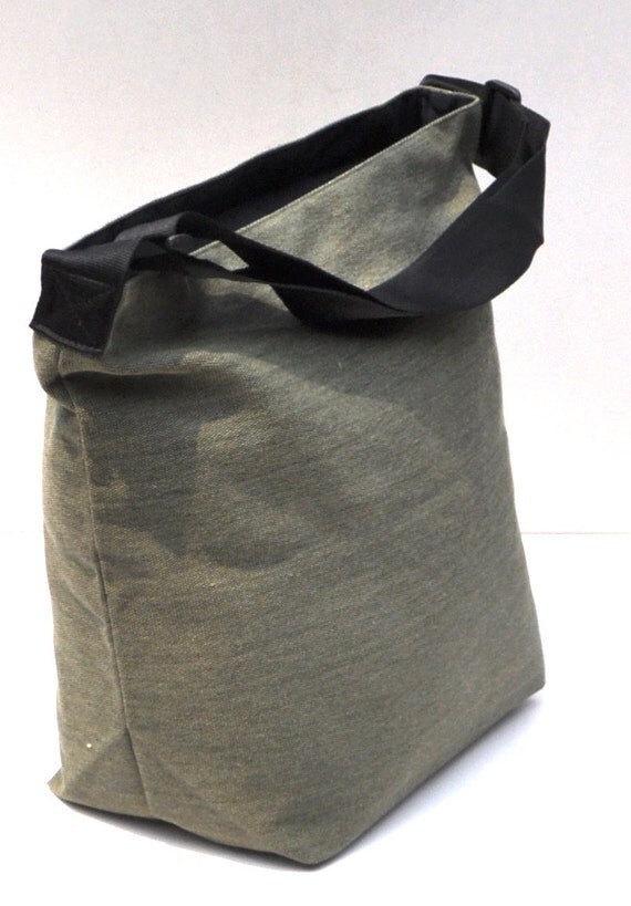 Quality New Zealand canvas shoulder moss green color bottom ...