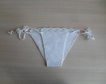 Women handmade crochet bikini bottom/bathing suit bottom/beachwear bottom