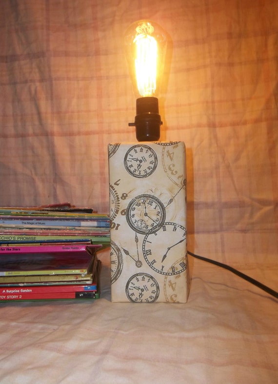 Retro Clock steampunk Edison lamp light bulb included