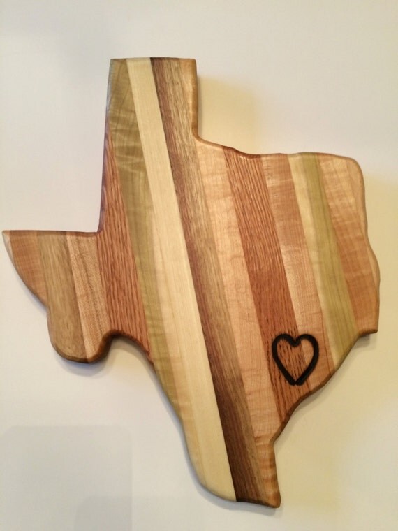Texas state cutting board by on Etsy