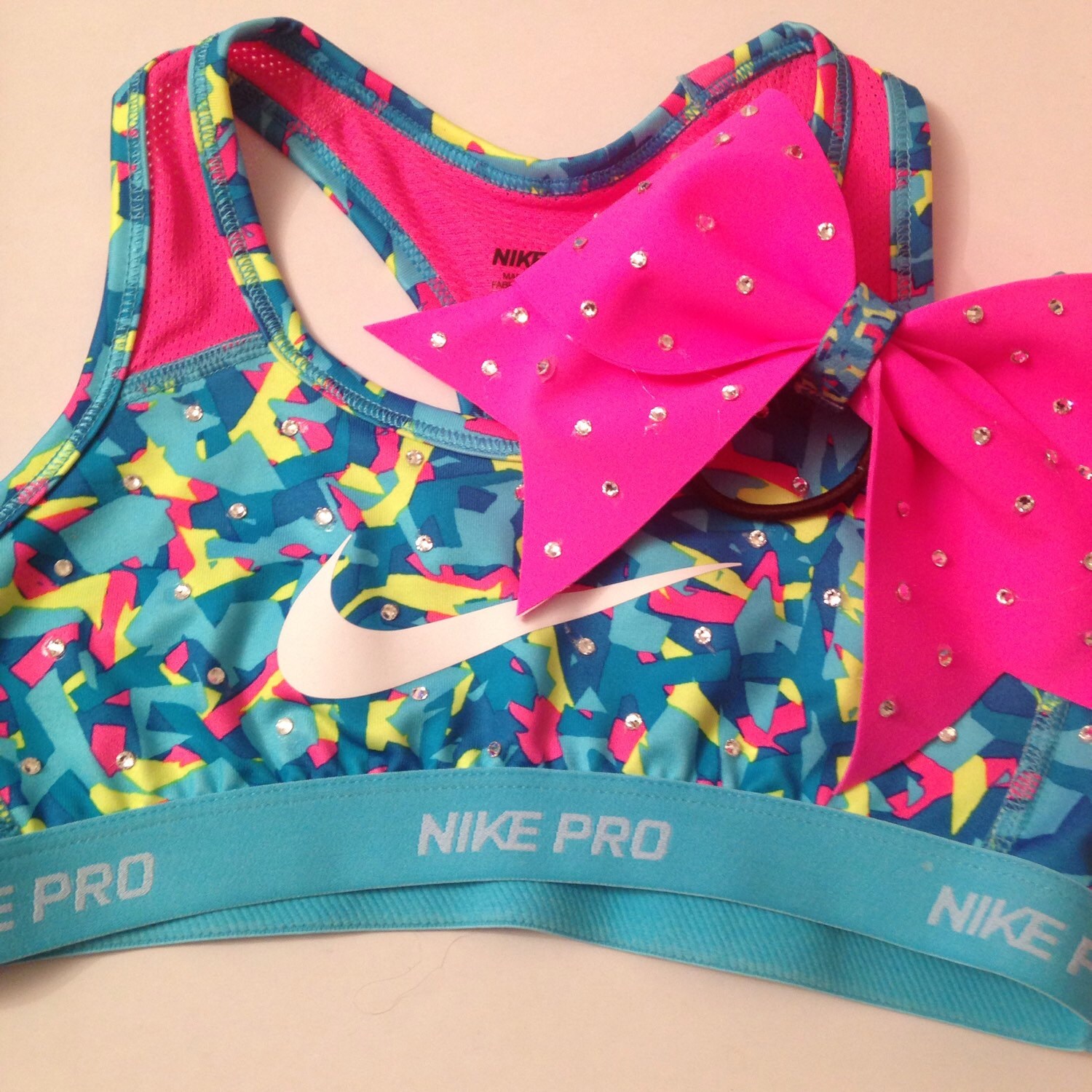 Girls nike pro sports bra and matching cheer by buttonsbagsnbows