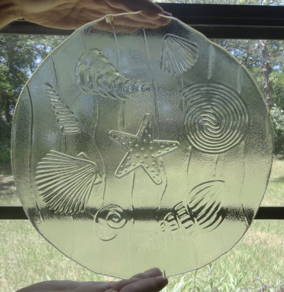 Set of 4 clear glass Sea Shell patterned 12 dinner