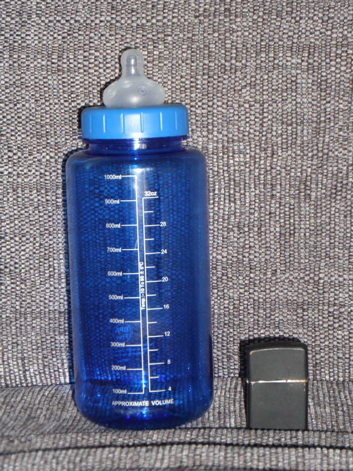 Sale Adult Baby Bottle 1000ml 33oz with scale bar. by bigbottles