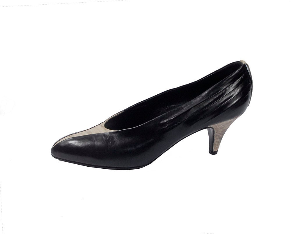 Vintage 80s Pumps 80s Black Pumps Black by northstarvintage