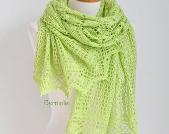 Lace crochet shawl, Green shawl, green lace shawl, green crochet shawl, N308