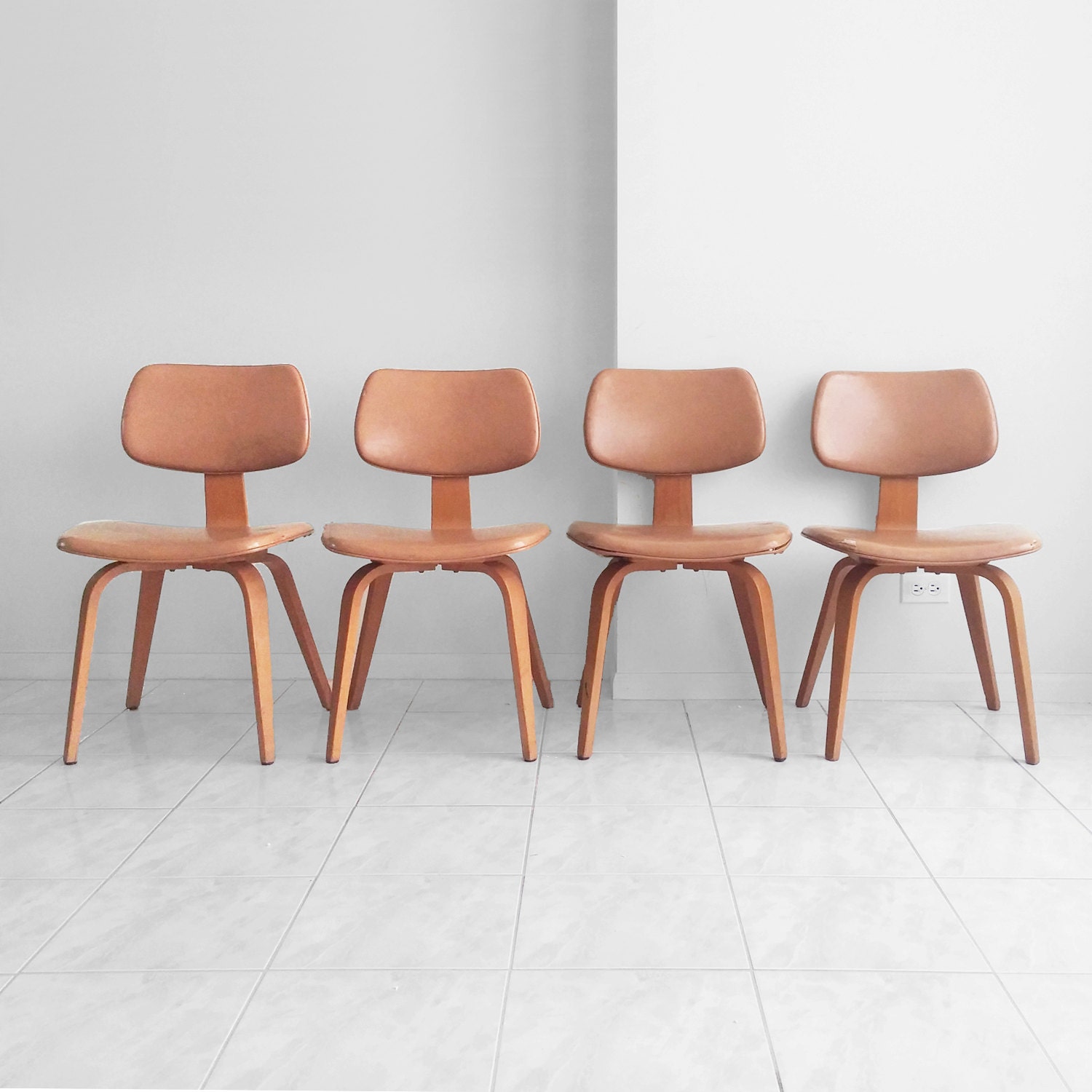 4 THONET mid century modern bentwood side chairs – Haute Juice