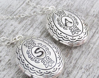 Personalized Silver Locket Necklace, Initial Locket Necklace, Bridesmaids Gift, Keepsake Jewelry, Initial Locket Necklace, Locket Jewelry