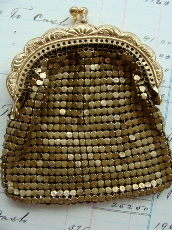 victorian mesh purse