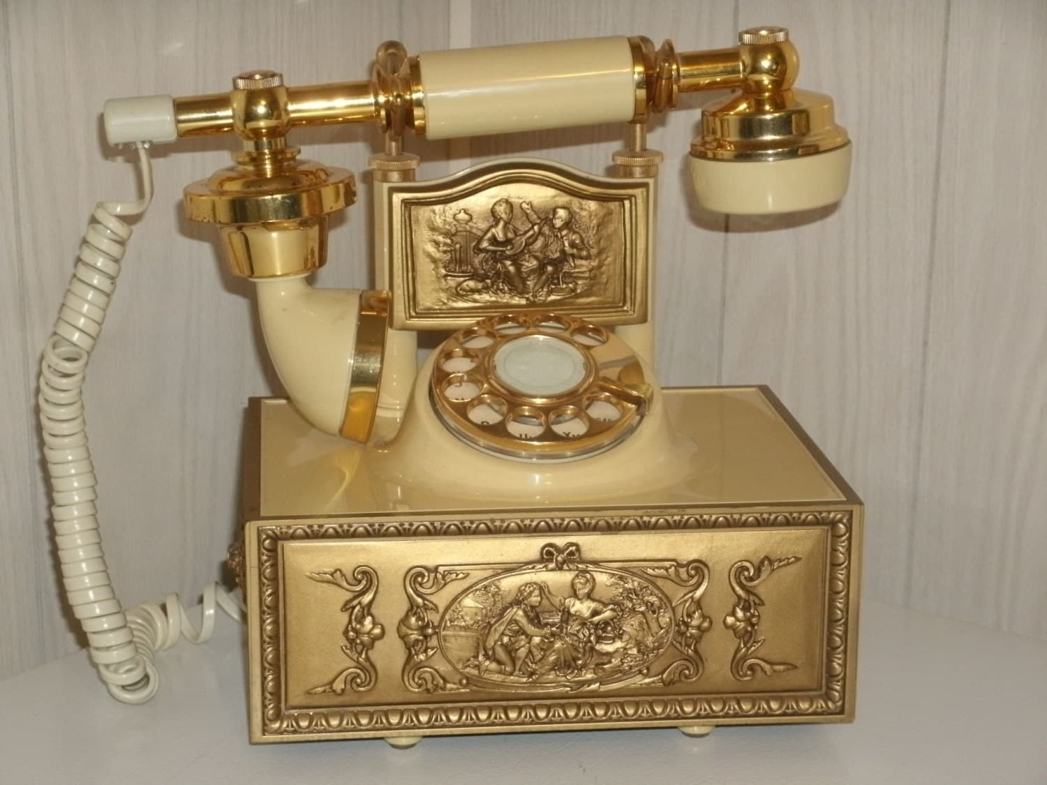 French Provincial Telephone Reproduction