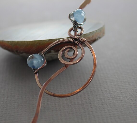 Shawl pin or scarf pin with spiral circle and aqua blue