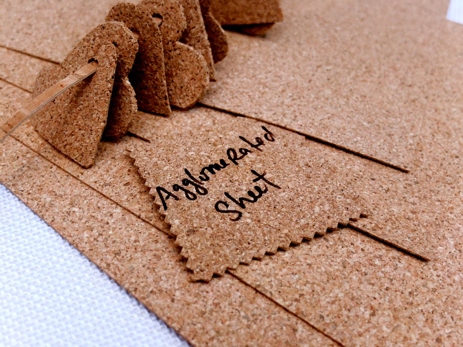 Thin agglomerated cork sheets 8 eco friendly by agulhanaopica