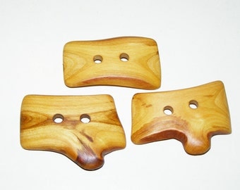 3 Handmade plum wood buttons, accessories (2,05" diameter x 1,26")