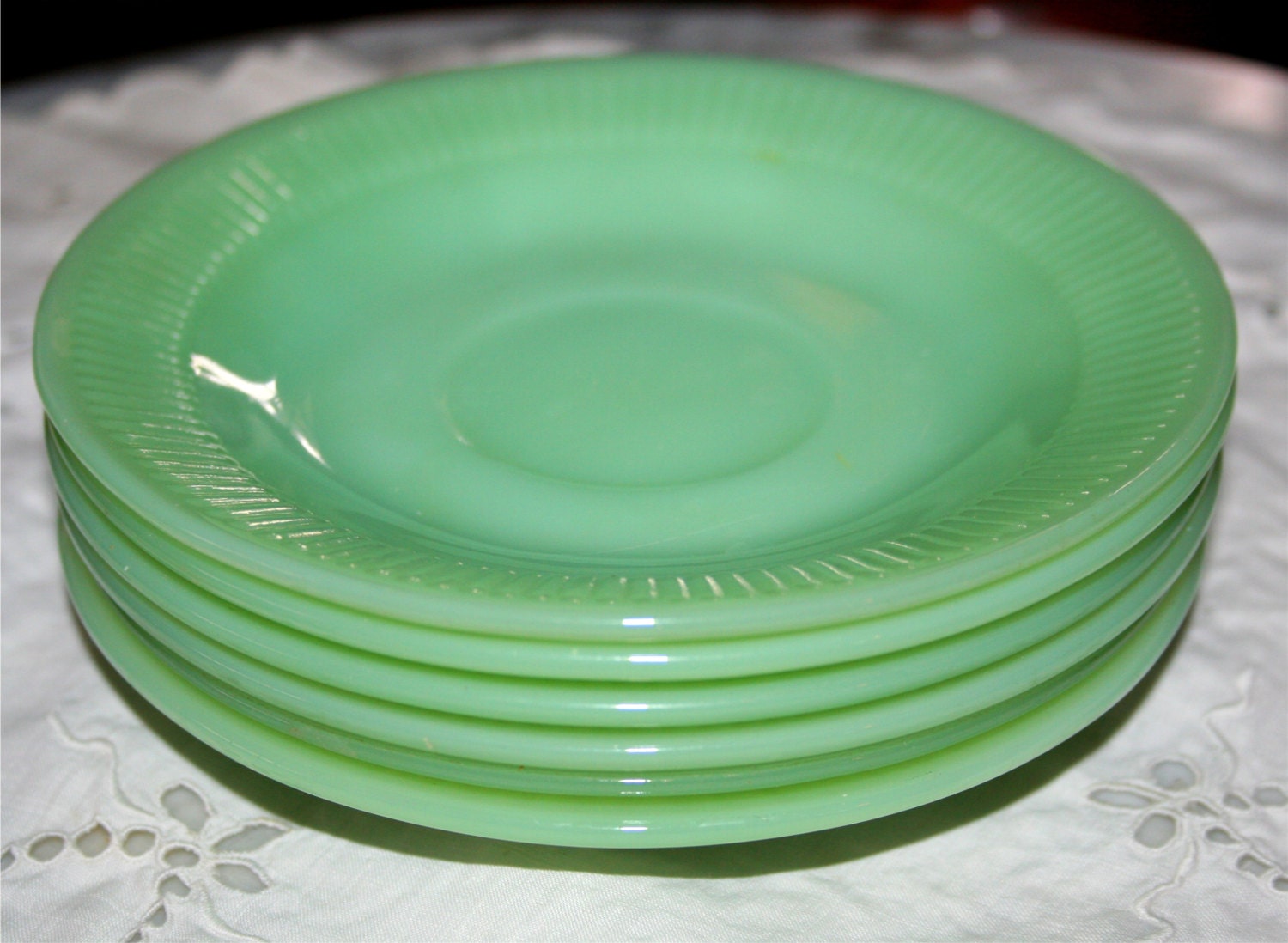 6 1930s 40s Jadite Vintage Opaque Green Glass Saucer Plates