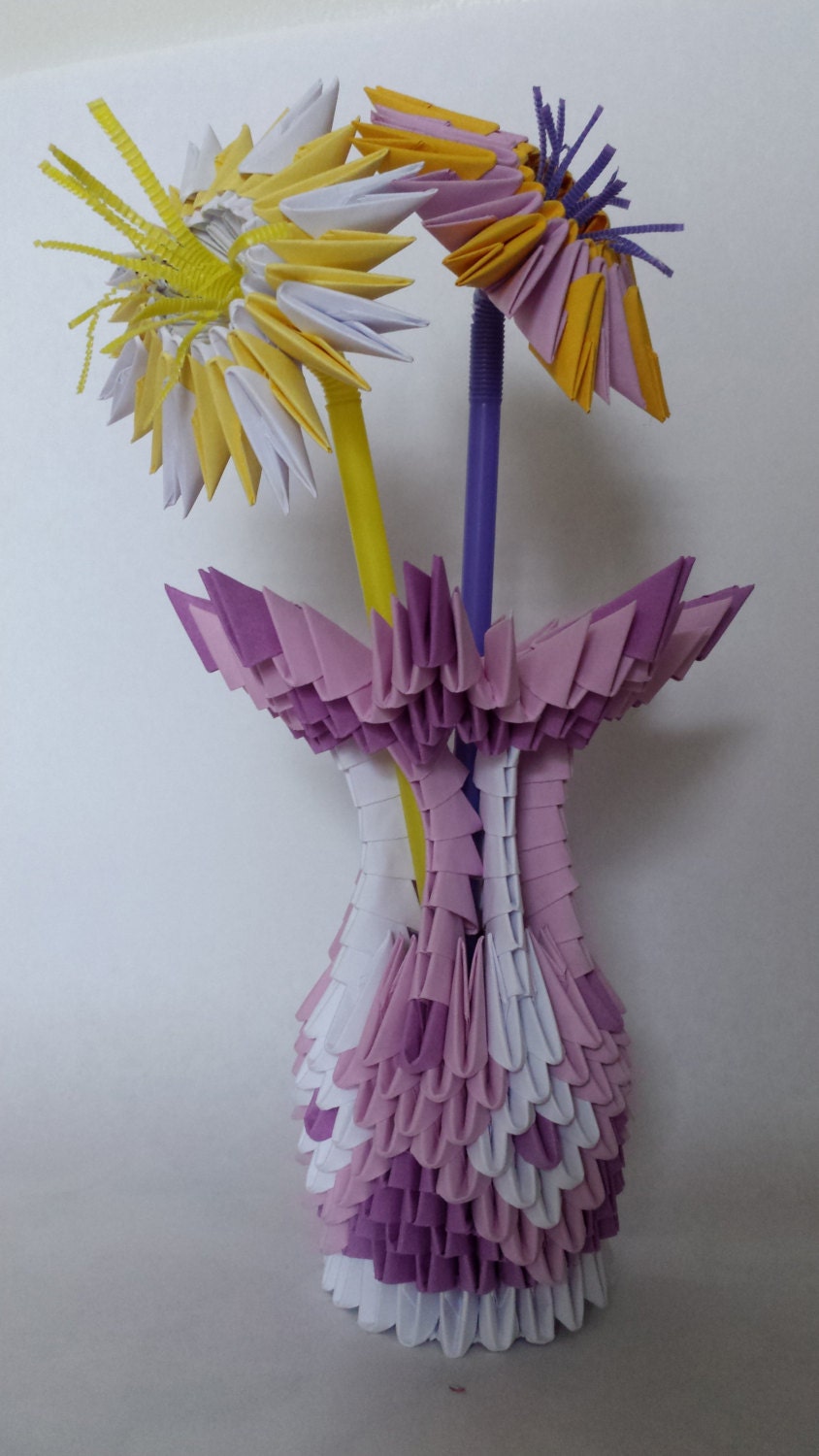 3d origami small vase with flowers
