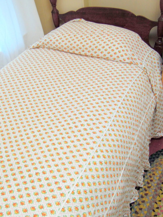 vintage bedspread.seersucker.orange by tessiemay on Etsy