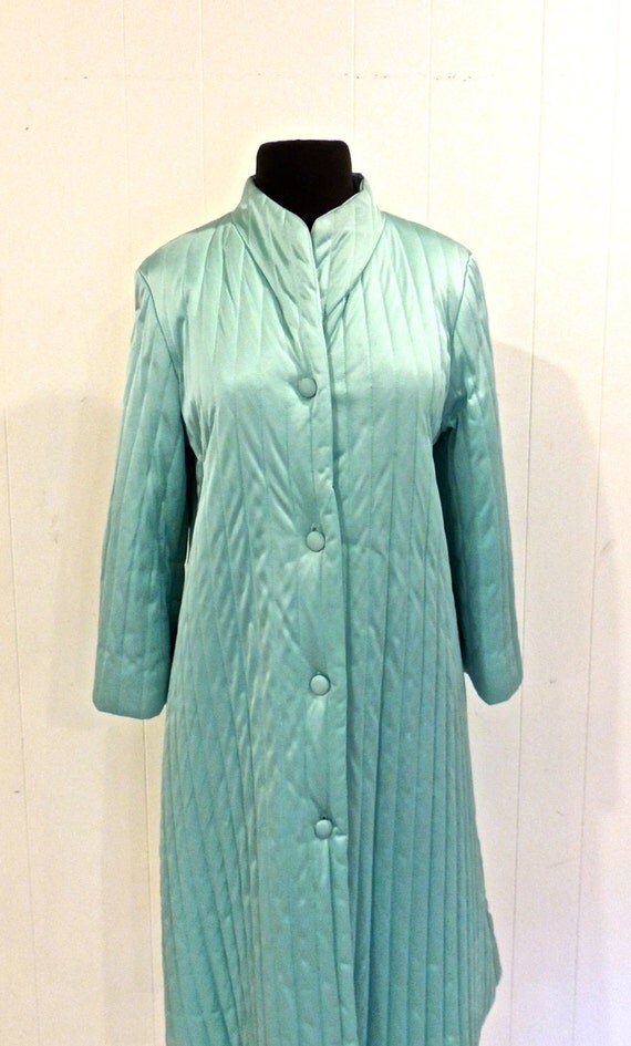 vintage quilted lounge coat 1950s-60s Vanity Fair light blue