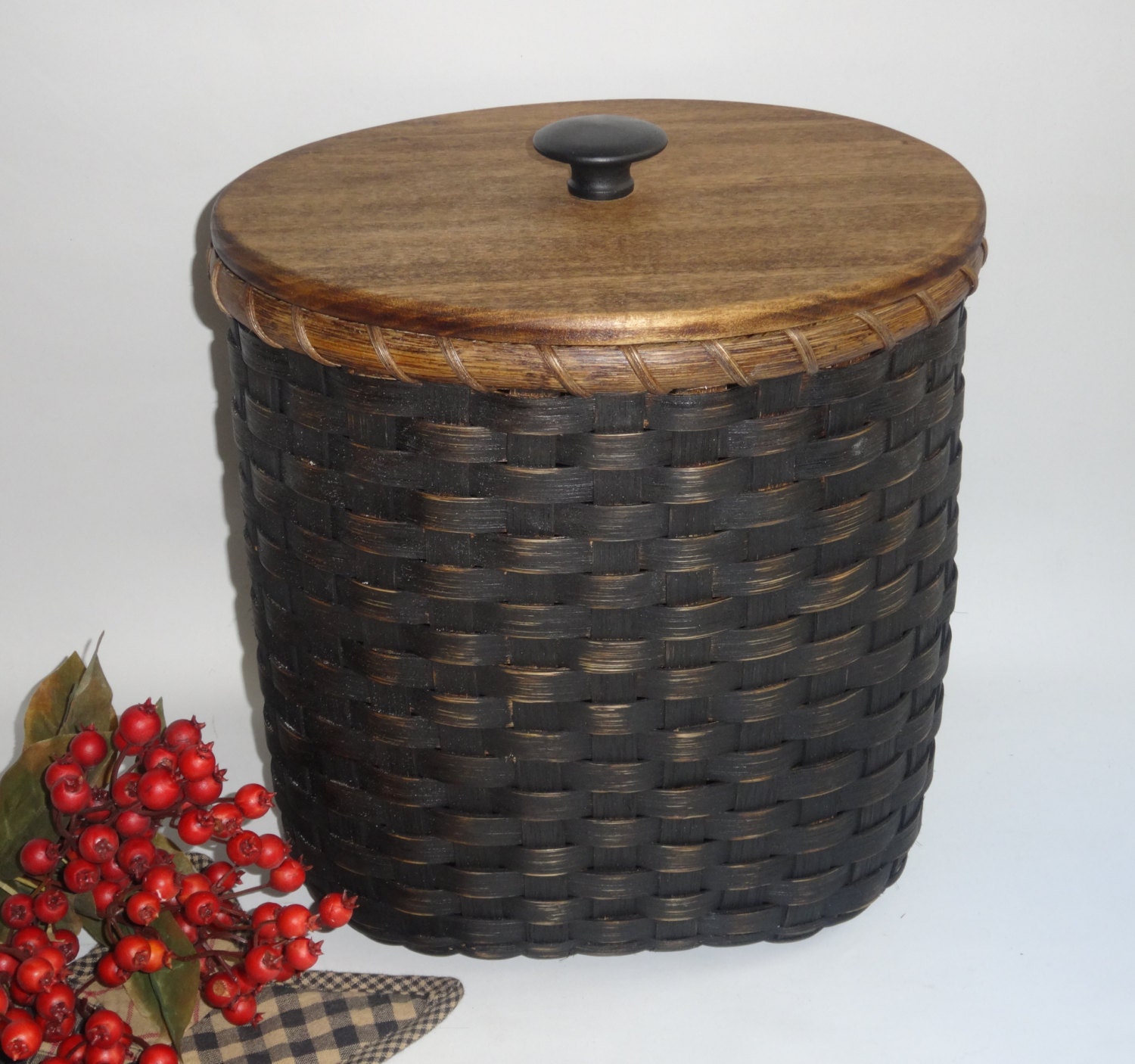 Waste Basket with Lid / Magazine Basket / Storage Basket