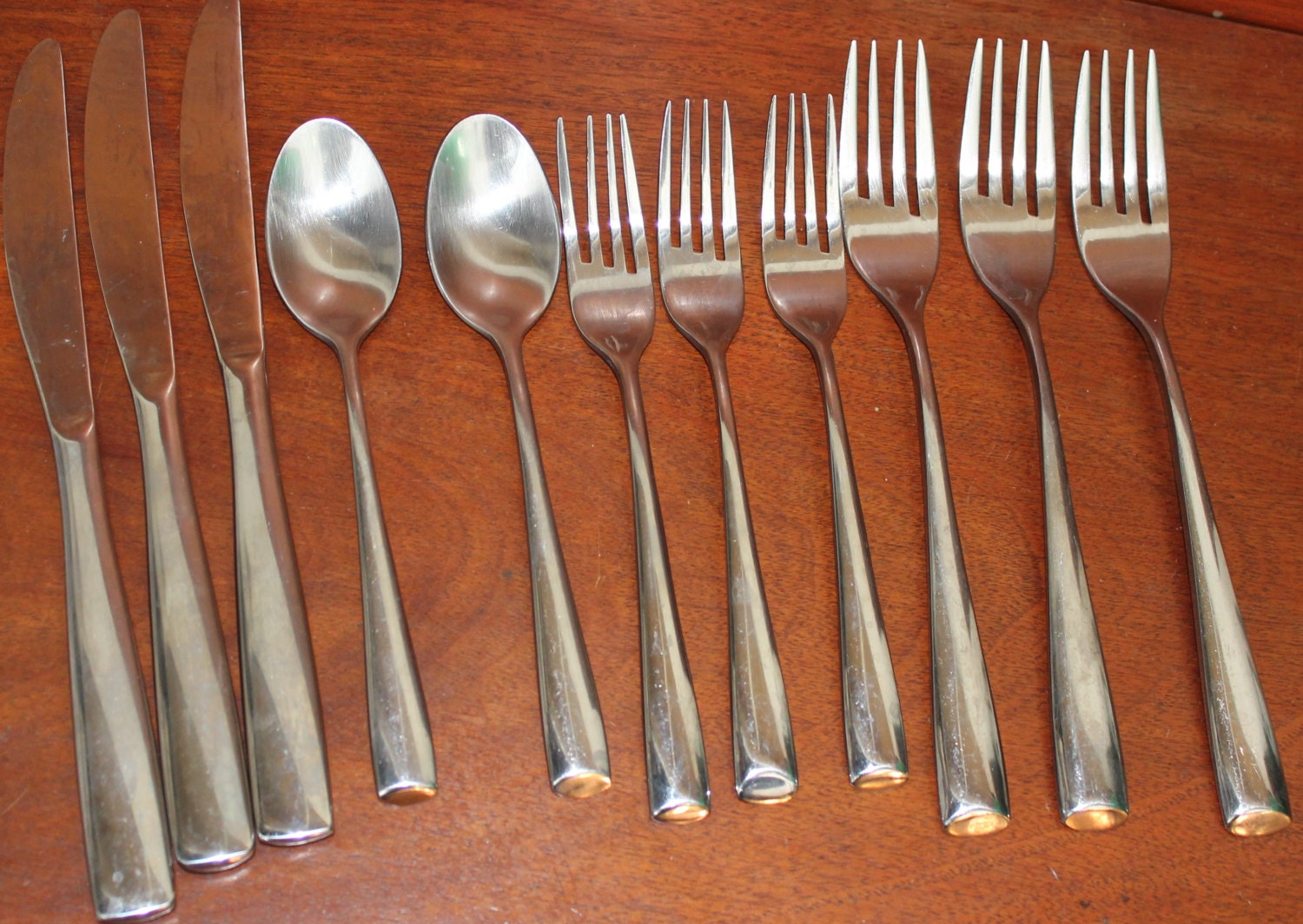 Vintage Flatware from CAMBRIDGE in Simple Pattern by AtomicHoliday