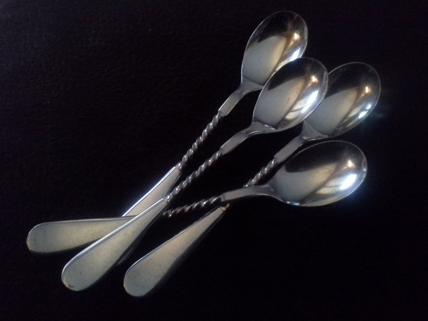 Four Victor S. Co. Silver Plated 5″ Bar Spoons Windsor Twist Pattern