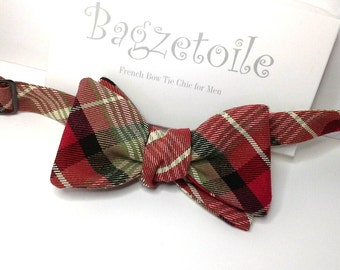 Mens bowtie, plaid, freestyle bow tie, ajustable, red, green, blue, white, self tie