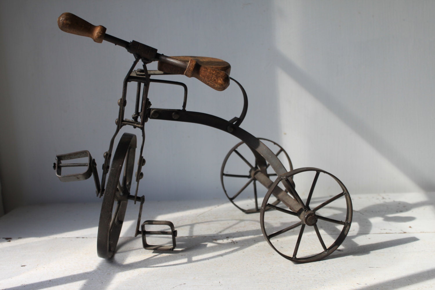tricycle metal vintage