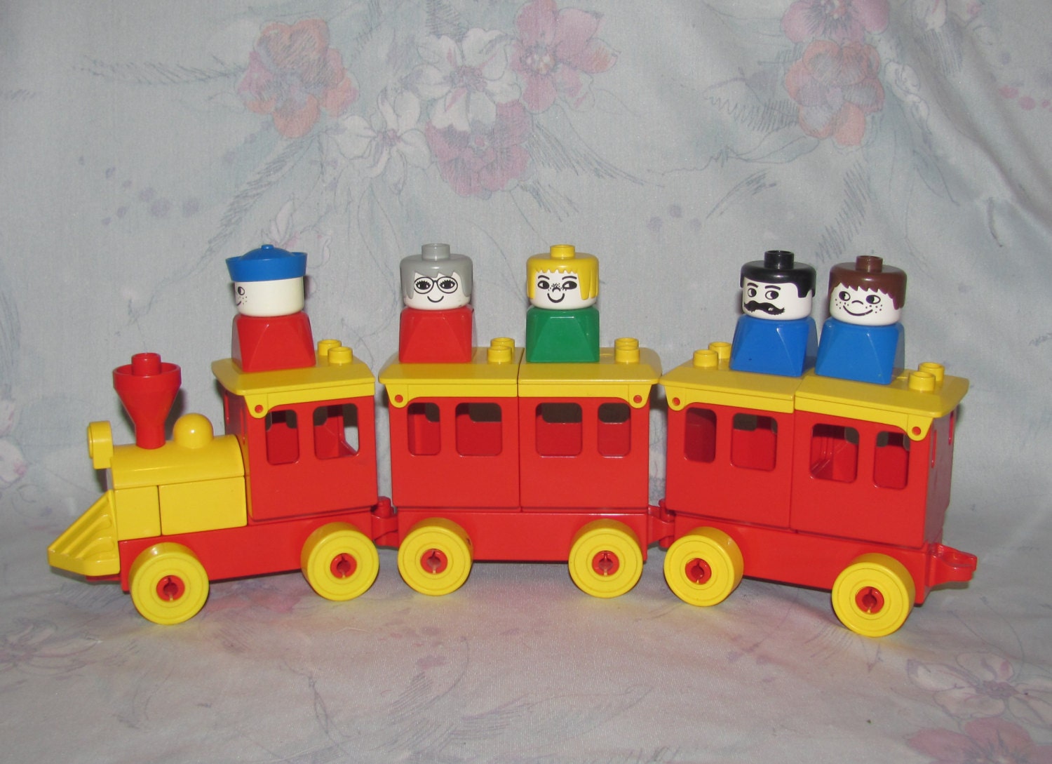 duplo vintage train