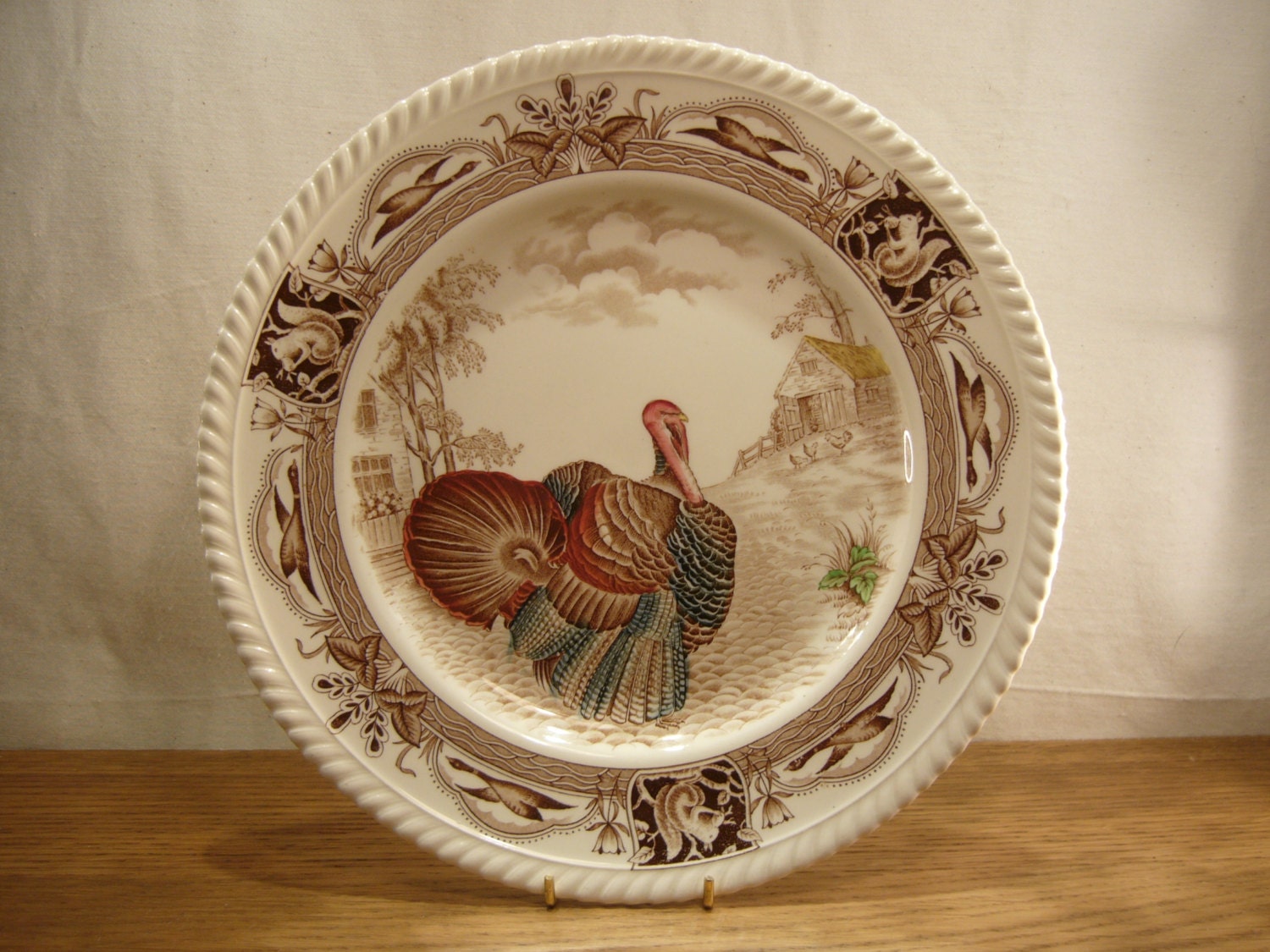 Vintage 1960s Johnson Brothers “Barnyard King” turkey plate, dinner