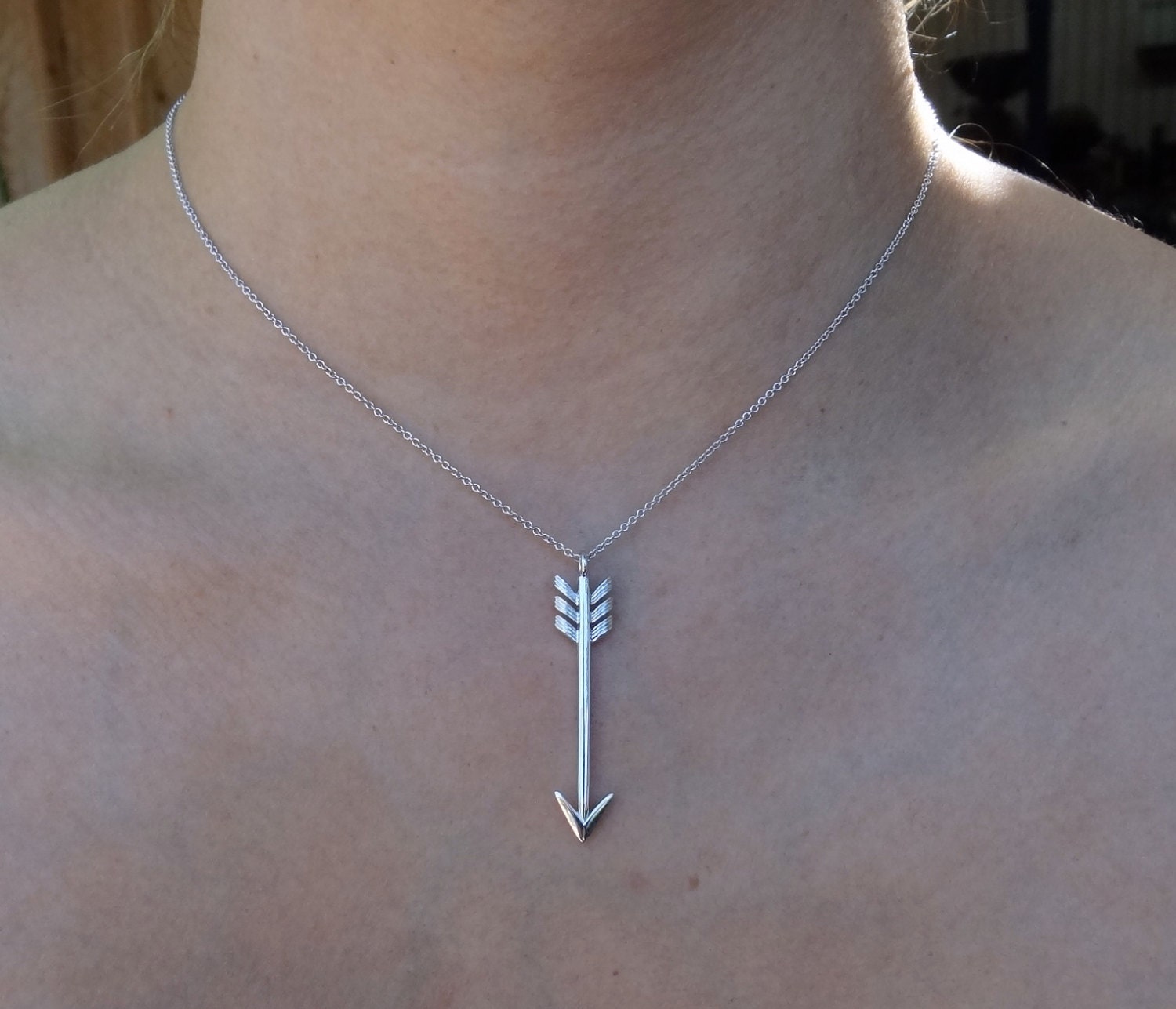 Arrow Pendant Necklace 1.6 inch 14k White Gold