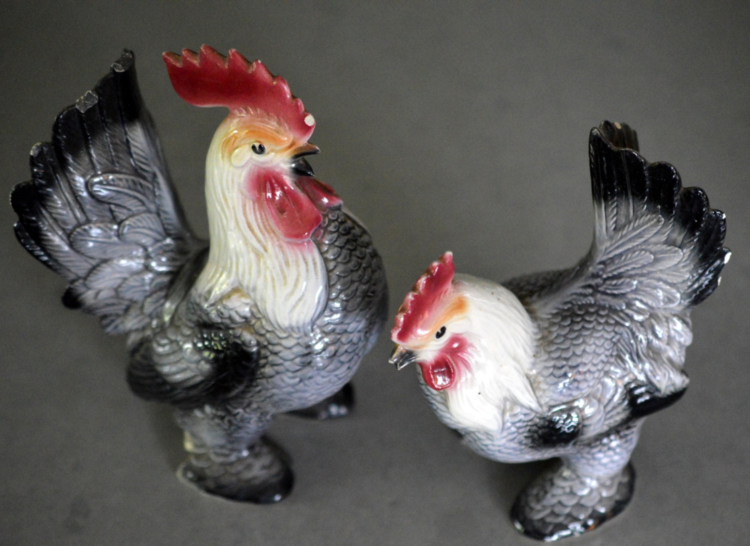 hen and rooster figurines