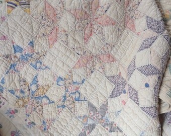 Vintage Shabby Chic Quilt/Throw/Blanket (62in. X 68in.)