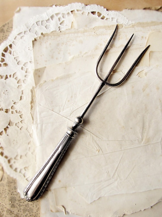 antique meat fork large Victorian three prong tridant fork