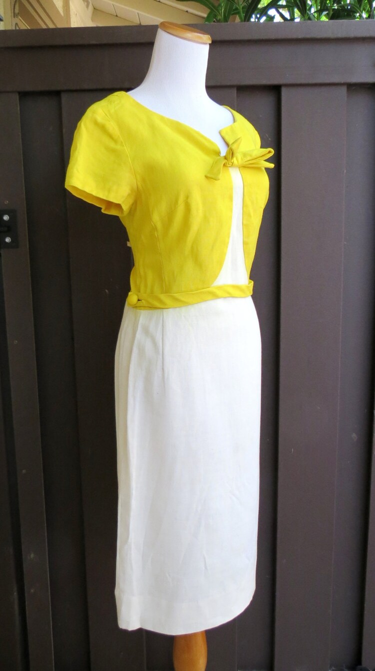 Mustard Yellow Dress / 50's Dress / Wiggle by GoodLuxeVintage