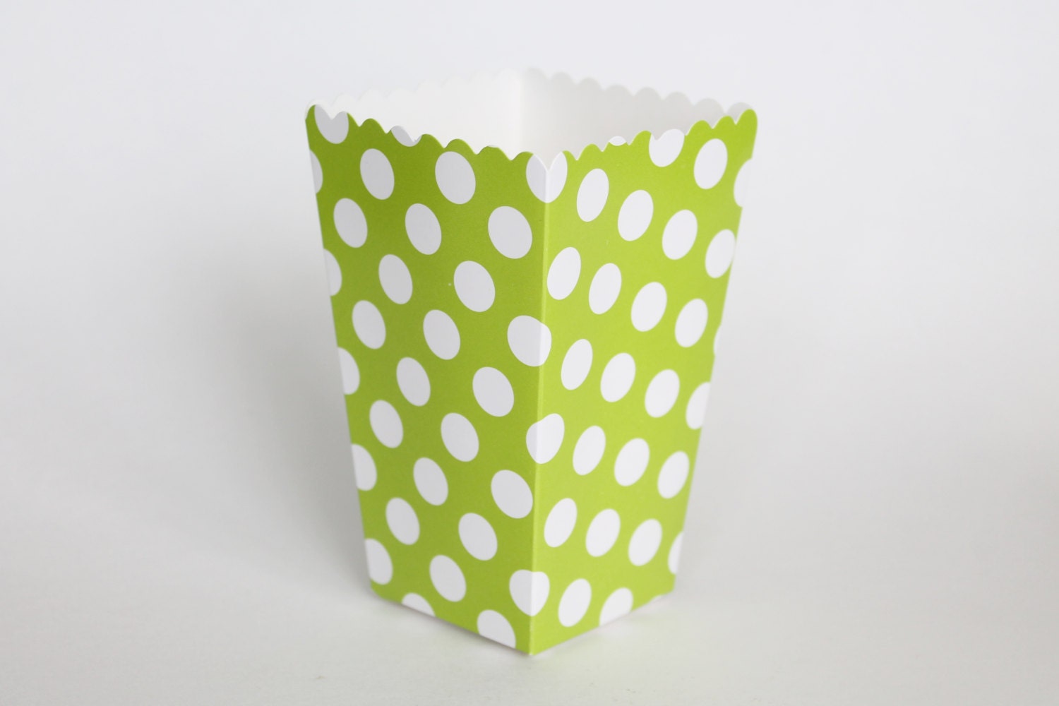 Green Polka Dot Popcorn Box-Pop Corn Scoop-Green Favor
