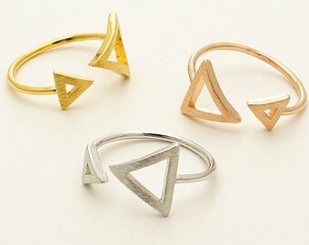 Items similar to Geometric Triangle Rings Set, Adjustable SW119 on Etsy